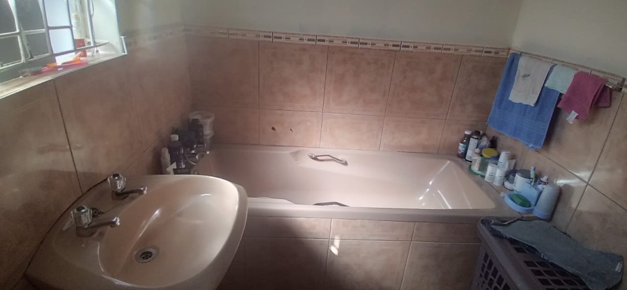 3 Bedroom Property for Sale in Rocklands Free State